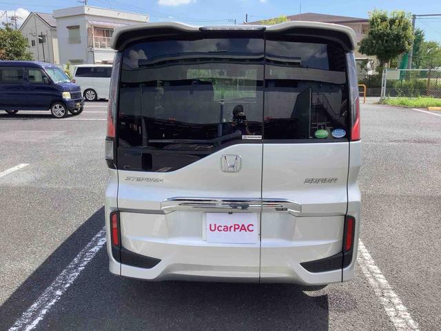 ステップワゴン　スパーダ