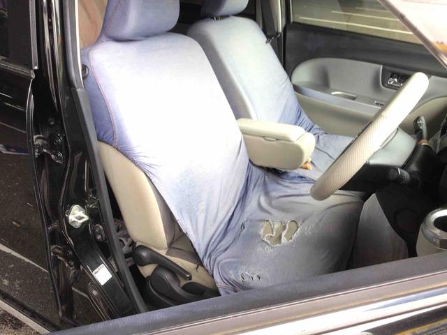 ピクシス ジョイ F