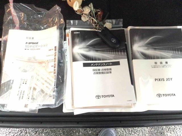 ピクシス ジョイ F