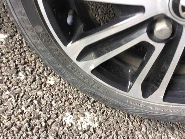 ピクシス ジョイ F