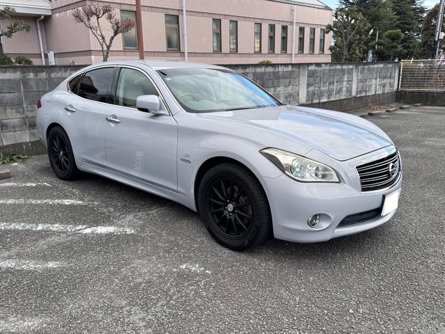 フーガ　ハイブリッド