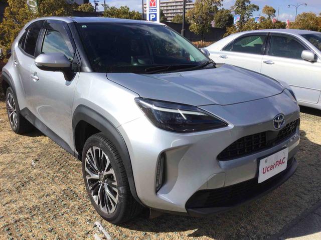 ヤリスクロス　ハイブリッド