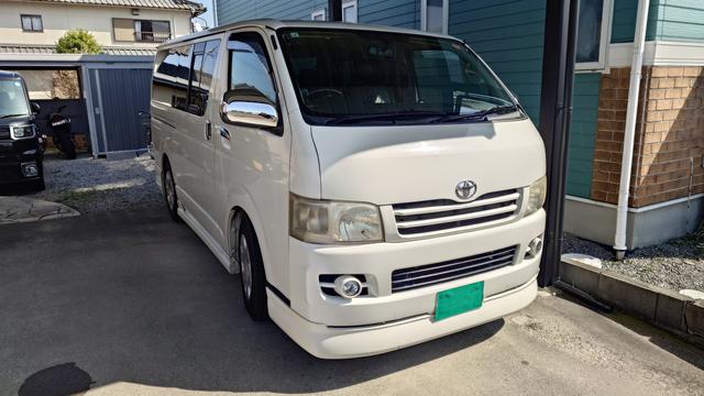 ハイエースバン