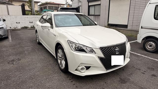 クラウン　ハイブリッド