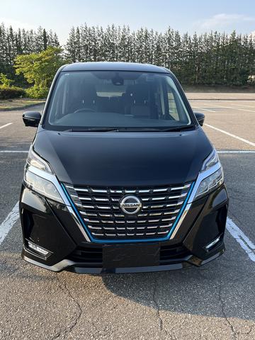 セレナｅ−ＰＯＷＥＲ　ハイウェイスター　Ｖ