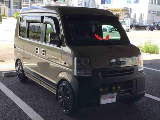 エブリイ