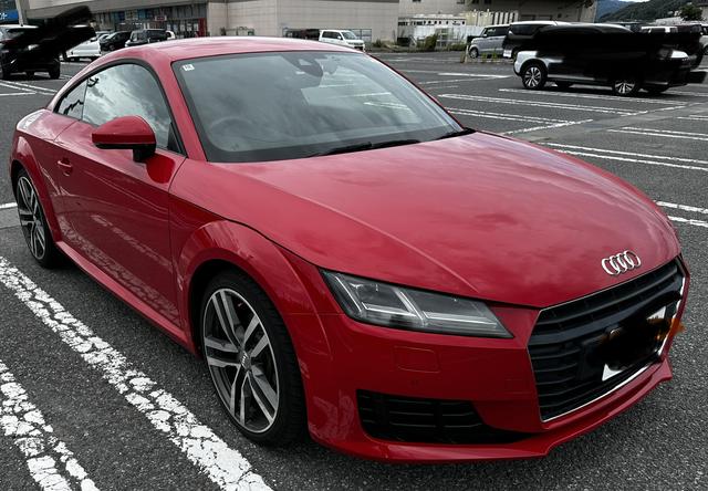 ＴＴクーペ　１．８　ＴＦＳＩ