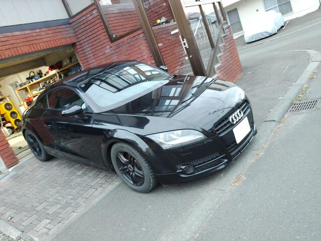 ＴＴクーペ　２．０　ＴＦＳＩ