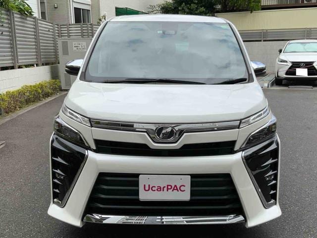 トヨタ ヴォクシー