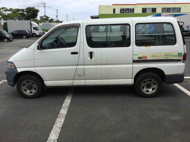 トヨタ レジアスバン