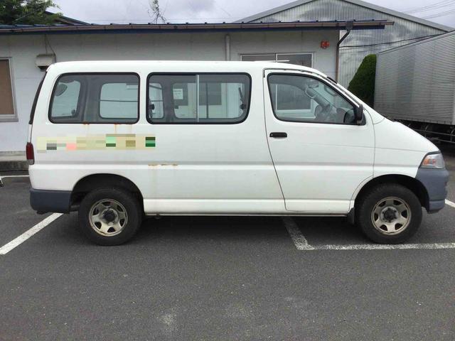 トヨタ レジアスバン