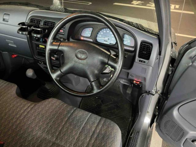 トヨタ ハイラックストラック