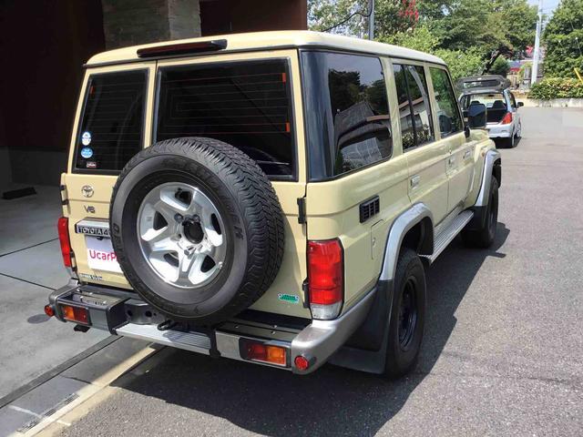 トヨタ ランドクルーザーバン