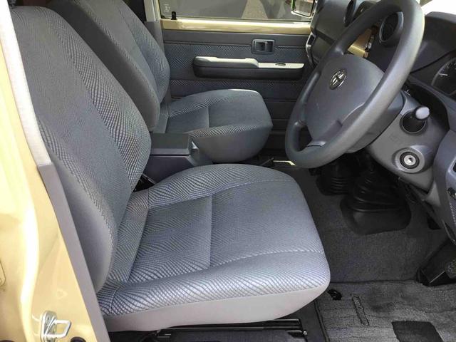 トヨタ ランドクルーザーバン