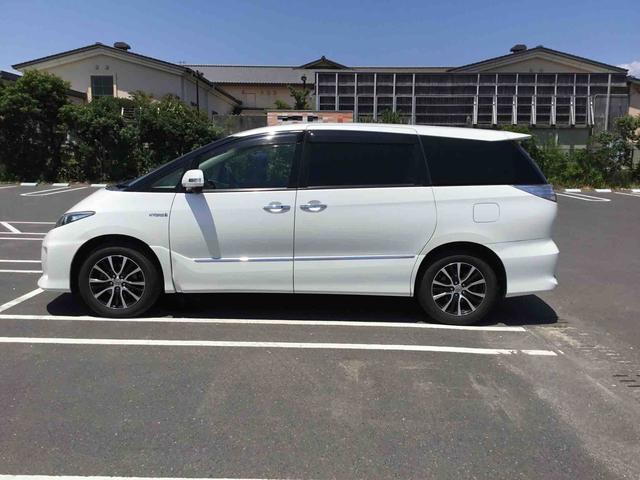 トヨタ エスティマ　ハイブリッド