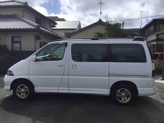 トヨタ ハイエースレジアスワゴン