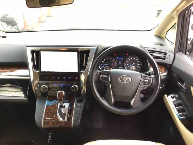 トヨタ ヴェルファイア