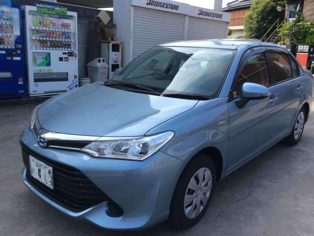 トヨタ カローラアクシオ　ハイブリッド