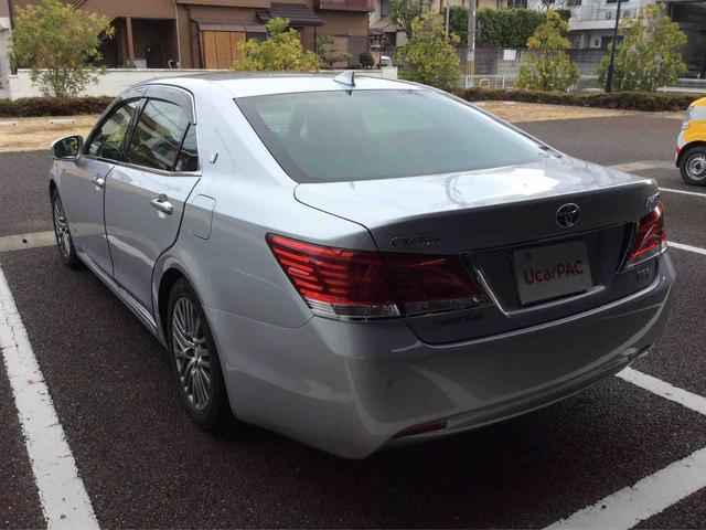 トヨタ クラウンマジェスタ　ハイブリッド