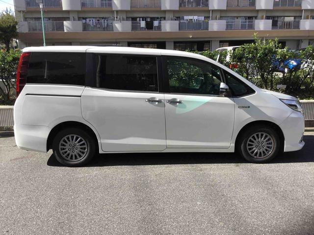 トヨタ エスクァイア　ハイブリッド