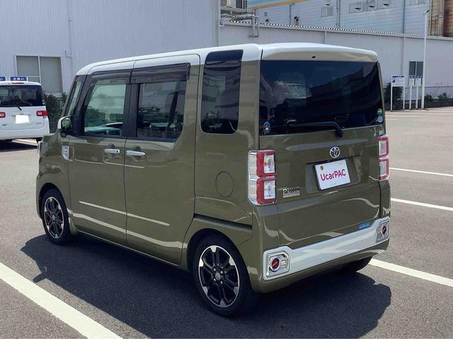 トヨタ ピクシス　メガ