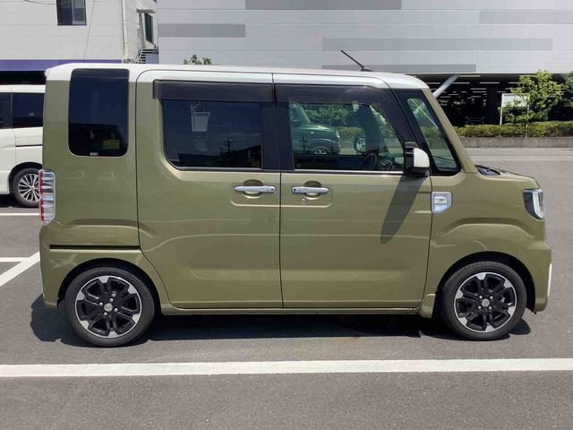 トヨタ ピクシス　メガ