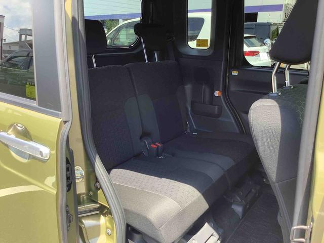 トヨタ ピクシス　メガ