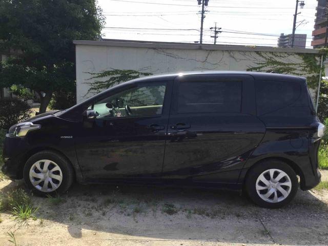 トヨタ シエンタ　ハイブリッド