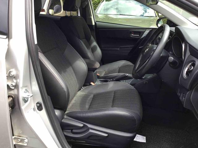 トヨタ オーリス　ハイブリッド