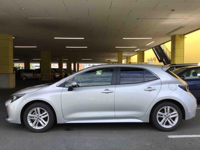 トヨタ カローラスポーツ