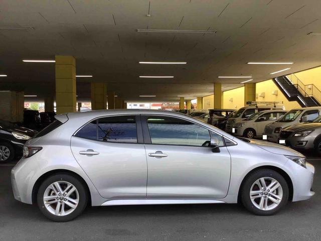 トヨタ カローラスポーツ