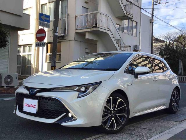トヨタ カローラスポーツ　ハイブリッド