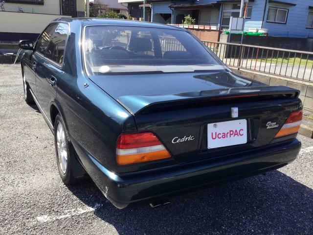 日産 セドリック