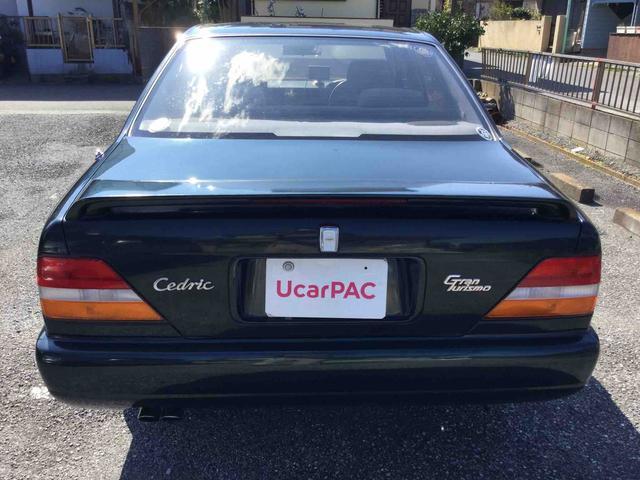 日産 セドリック