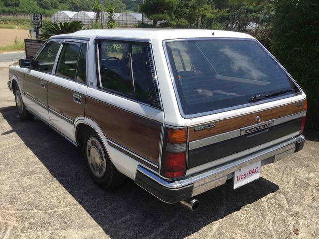 日産 セドリックワゴン