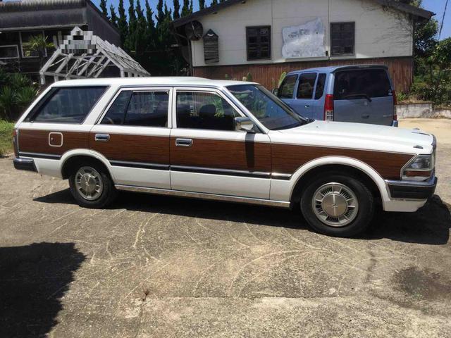 日産 セドリックワゴン