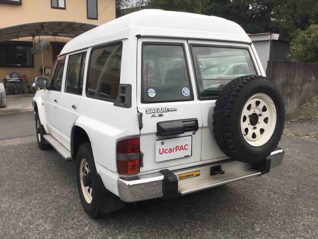 日産 サファリバン