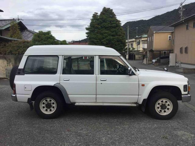 日産 サファリバン