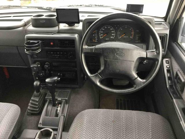 日産 サファリバン