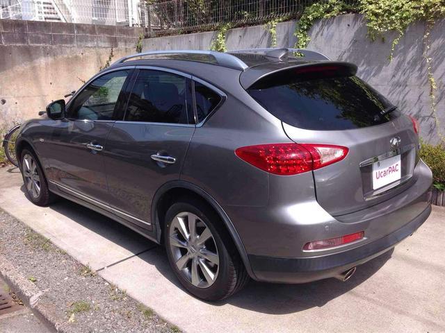 日産 スカイライン　クロスオーバー