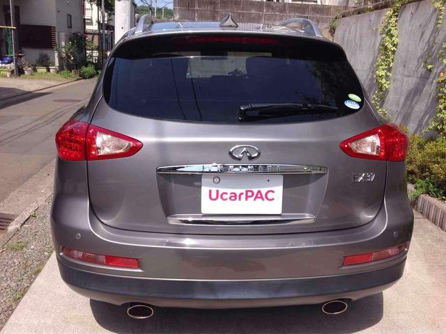 日産 スカイライン　クロスオーバー