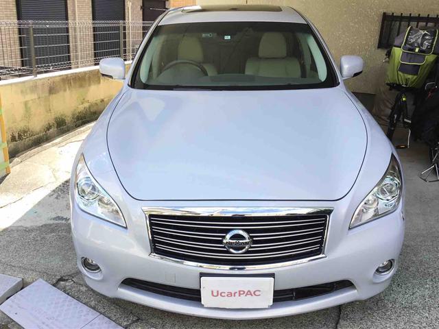 日産 フーガ　ハイブリッド