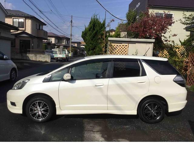 ホンダ フィット　シャトル