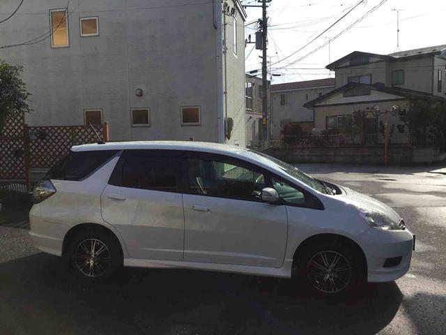 ホンダ フィット　シャトル