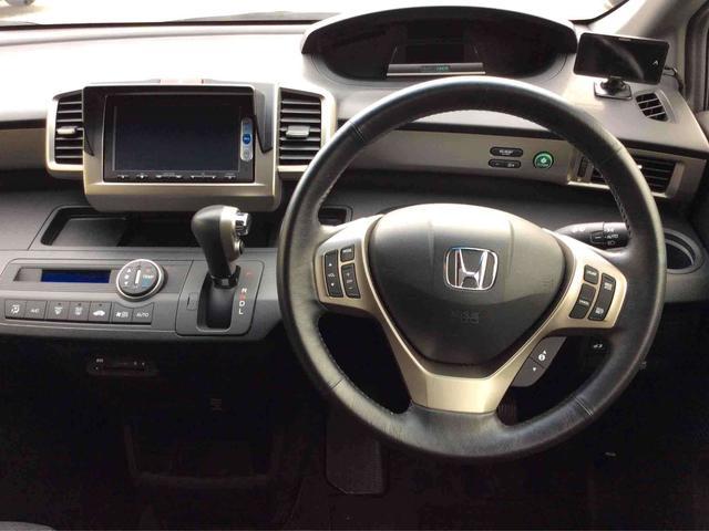 ホンダ フリードスパイク　ハイブリッド