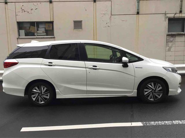 ホンダ シャトル　ハイブリッド