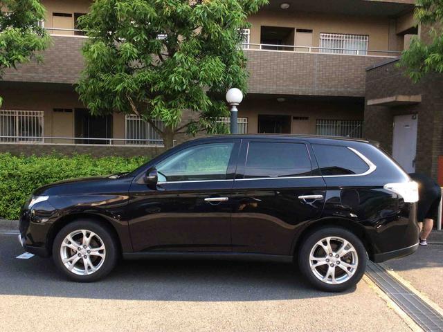 三菱 アウトランダー