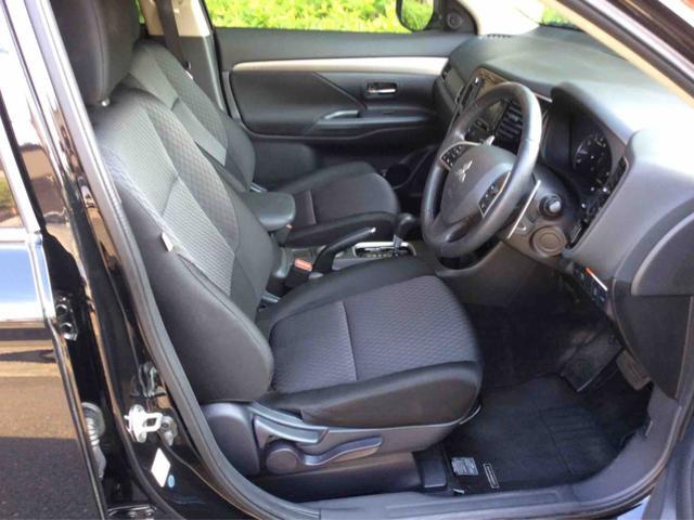 三菱 アウトランダー