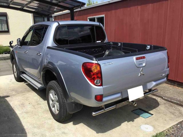 三菱 トライトン