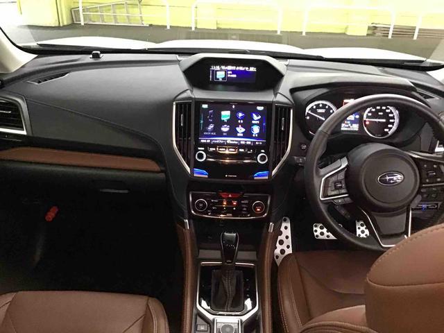 スバル フォレスター　ハイブリッド